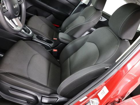 Used 2023 Kia Forte LXS FWD image 8