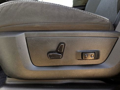 Used 2024 RAM 2500 Big Horn image 29