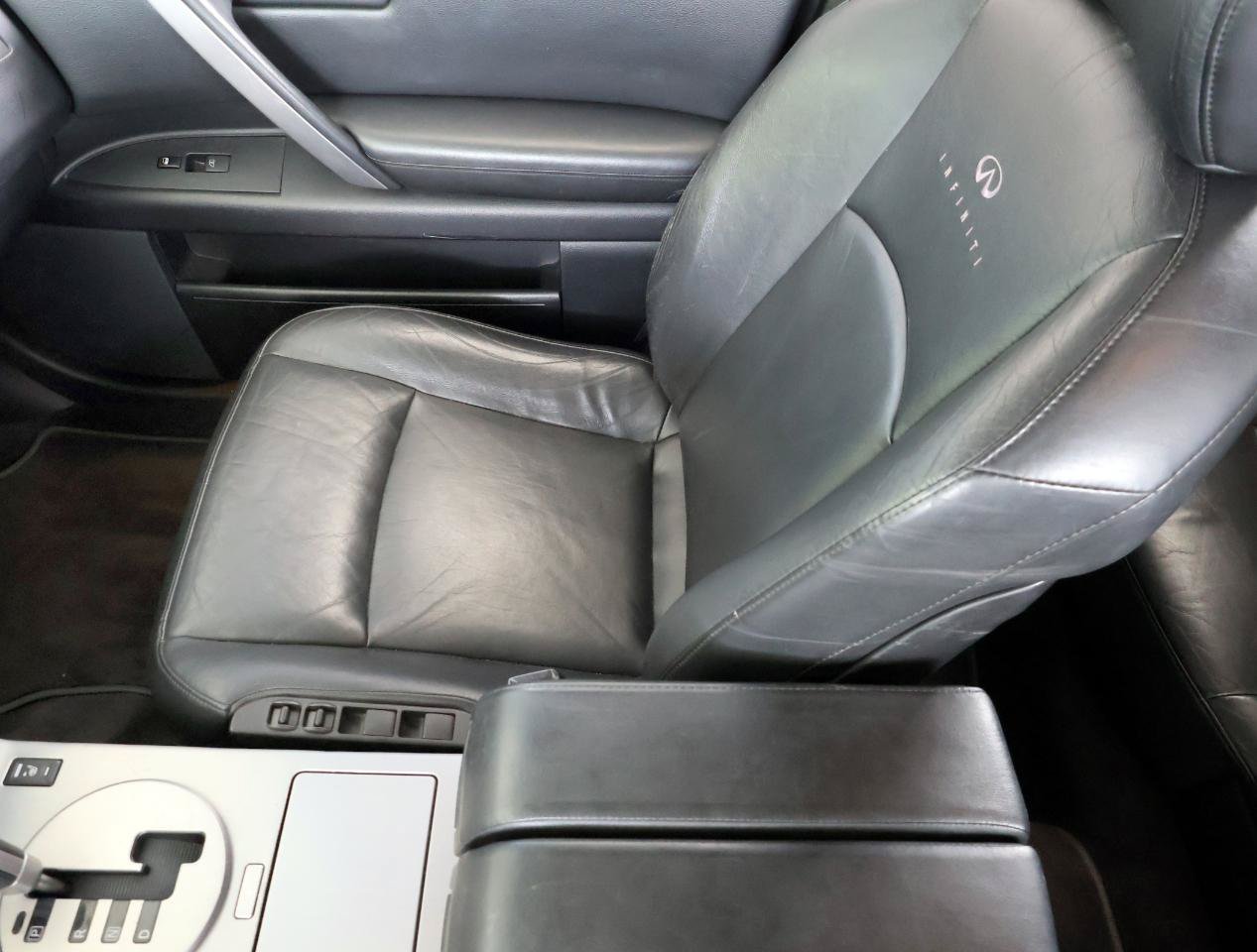 Used 2004 INFINITI FX35 2WD w/ Touring Pkg image 19