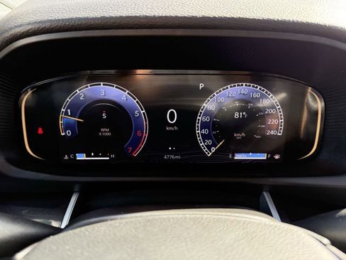 New 2024 Jeep Wagoneer 4WD w/ Premium Group I image 28