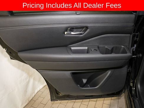 Certified 2024 Nissan Pathfinder Platinum w/ Cargo Package AWD/4WD image 13