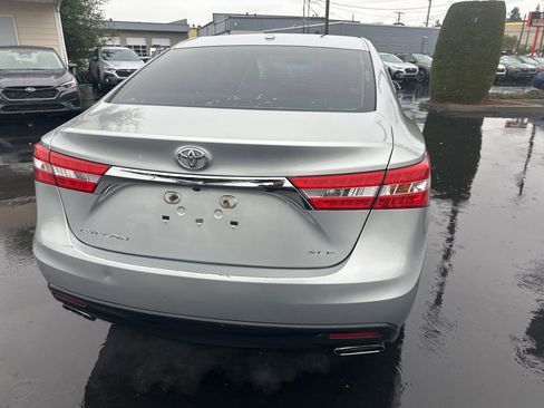 Used 2015 Toyota Avalon XLE image 10
