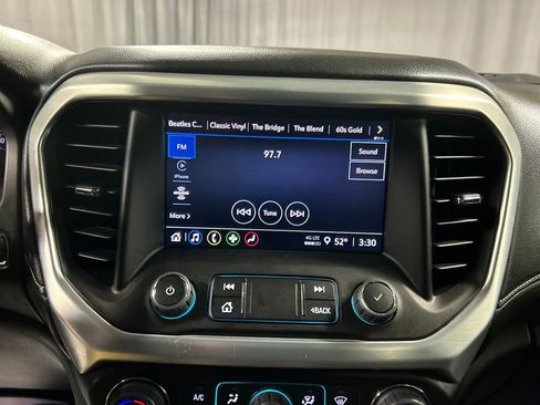 Used 2023 GMC Acadia SLE w/ Driver Convenience Package image 17