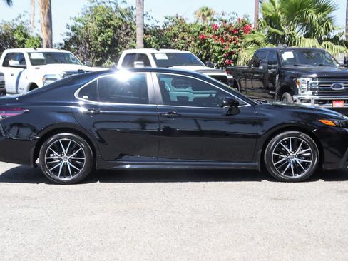 Used 2024 Toyota Camry SE FWD image 10