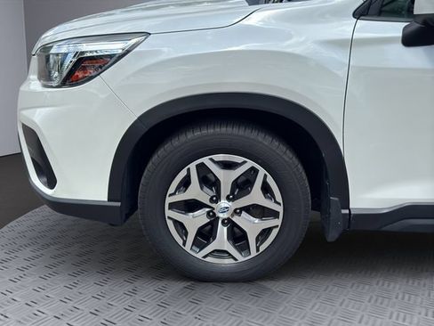Used 2019 Subaru Forester Premium AWD/4WD image 29