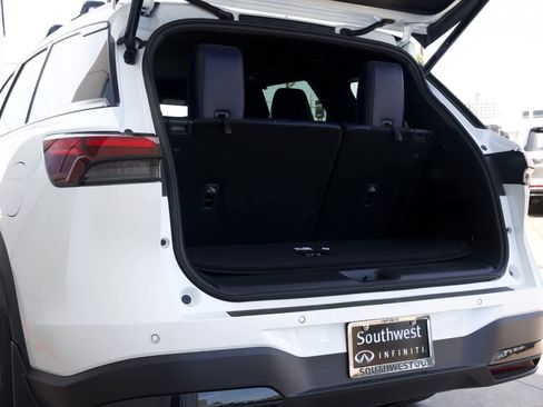 New 2026 INFINITI QX60 Sport image 21