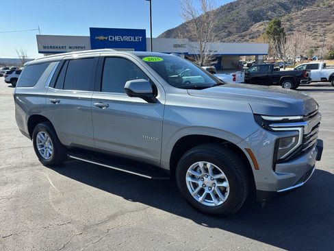 Used 2025 Chevrolet Tahoe LT image 1