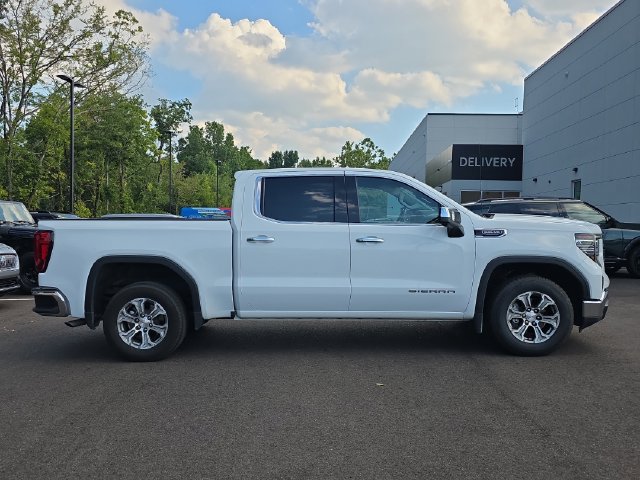 Used 2025 GMC Sierra 1500 SLT RWD image 6