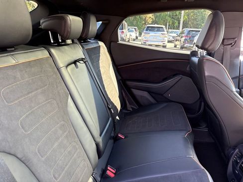 Certified 2022 Ford Mustang Mach-E GT image 30