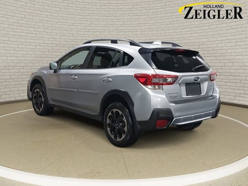 Used 2022 Subaru Crosstrek 2.0i Premium w/ Moonroof Package image 7