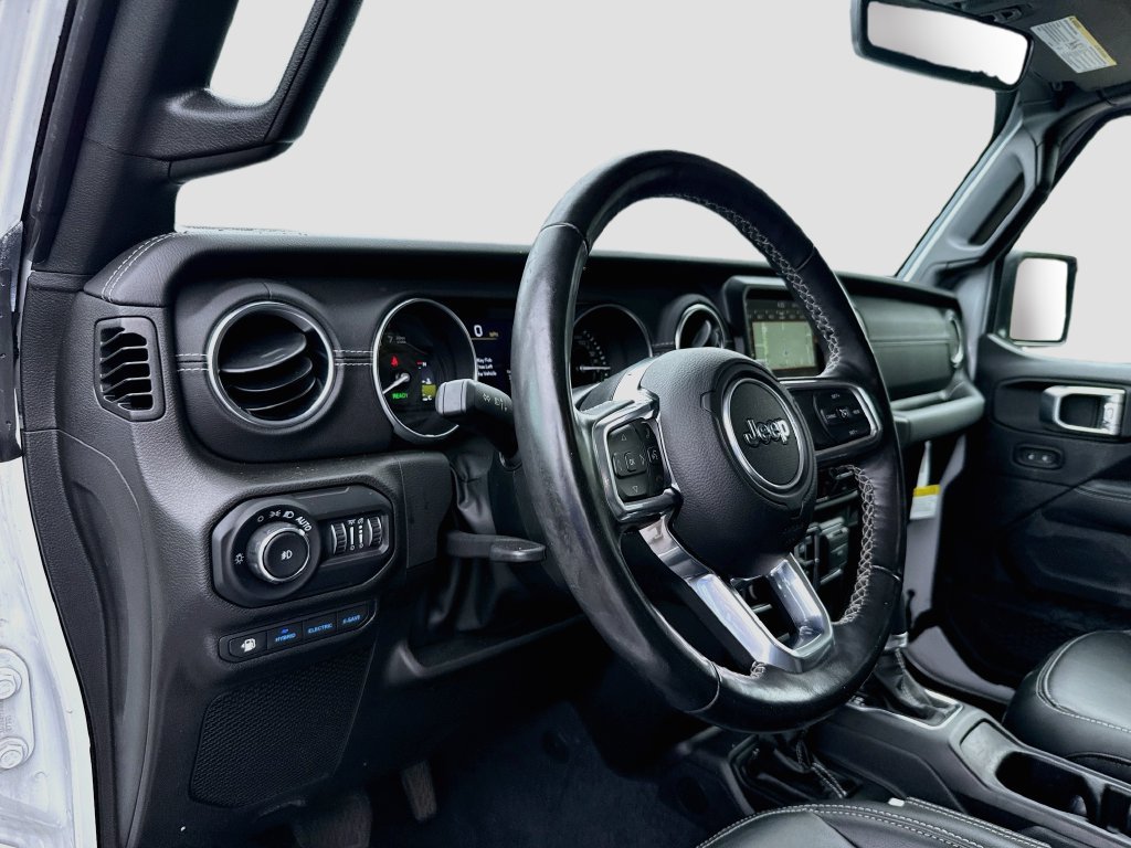 Certified 2022 Jeep Wrangler Unlimited Sahara w/ Cold Weather Group AWD/4WD image 10