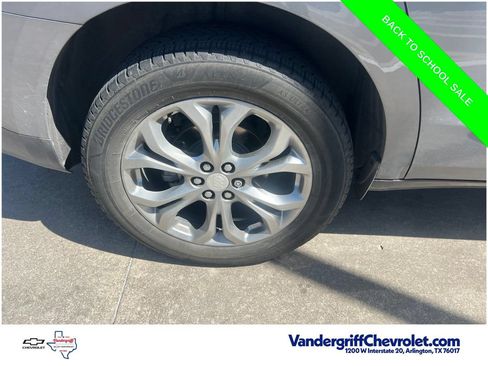 Used 2019 Buick Enclave Avenir w/ Avenir Technology Package FWD image 7