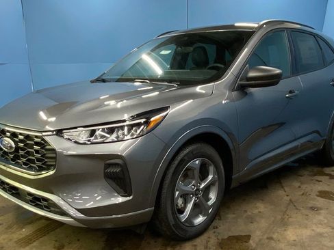 Used 2024 Ford Escape ST-Line w/ Tech Pack #1 image 5