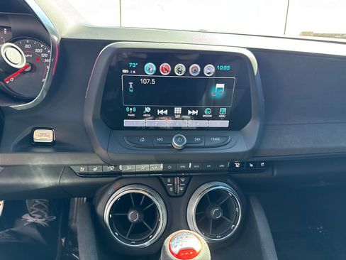 Used 2018 Chevrolet Camaro ZL1 RWD image 19