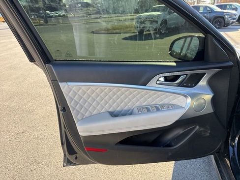 Used 2022 Genesis G70 3.3T w/ Sport Prestige Package image 29