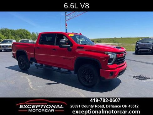 Used 2024 Chevrolet Silverado 2500 LTZ w/ LTZ Plus Package AWD/4WD image 9