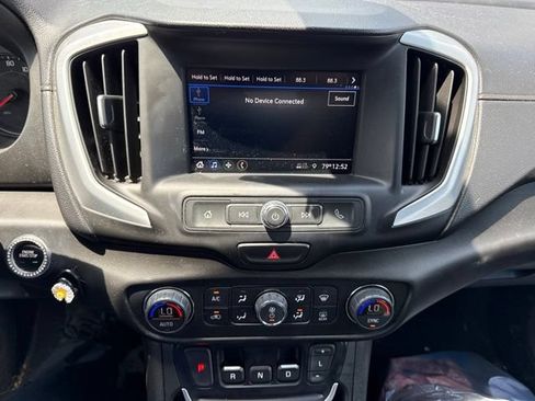 Used 2021 GMC Terrain SLE w/ Driver Convenience Package AWD/4WD image 12