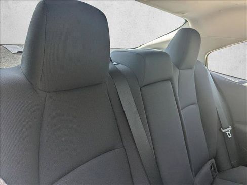 Used 2024 Toyota Corolla LE FWD image 17