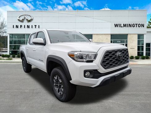 Used 2023 Toyota Tacoma TRD Off-Road image 1