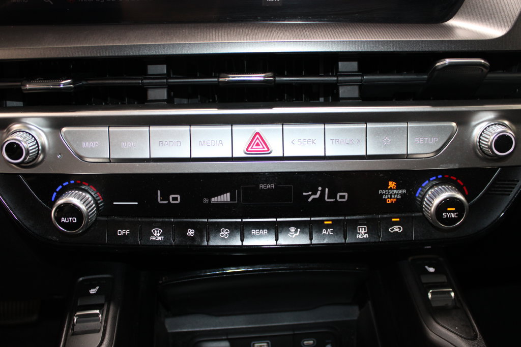 Used 2025 Kia Telluride S FWD image 34