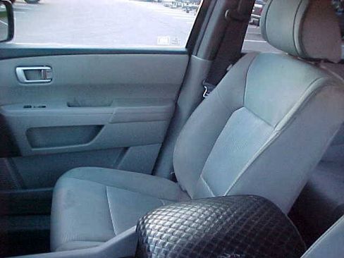Used 2012 Honda Pilot LX image 18