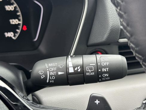 Used 2025 Honda Pilot Touring image 21