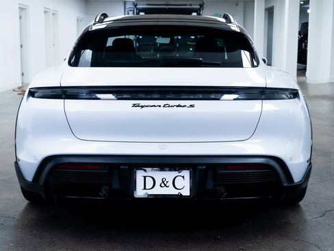 Used 2022 Porsche Taycan Turbo S w/ Technology Package image 5