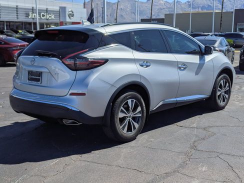 Used 2023 Nissan Murano SV FWD image 2