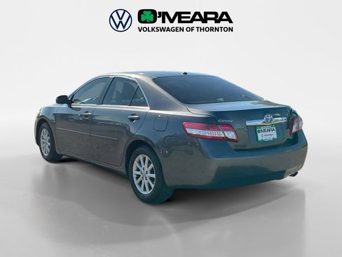 Used 2010 Toyota Camry XLE FWD image 3