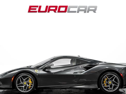 Used 2021 Ferrari F8 Tributo RWD image 2