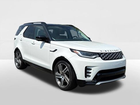 Used 2025 Land Rover Discovery Metropolitan Edition AWD/4WD image 5