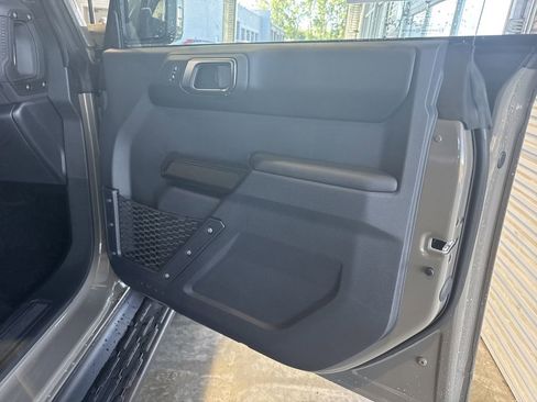 New 2025 Ford Bronco Outer Banks image 13