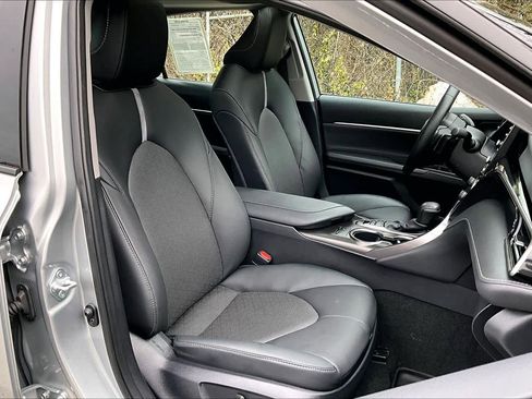 Certified 2024 Toyota Camry XSE w/ Navigation Package image 9