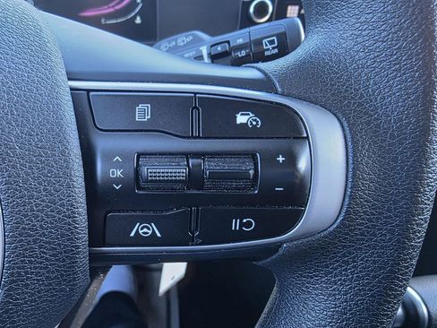 Used 2024 Kia Sportage LX image 17