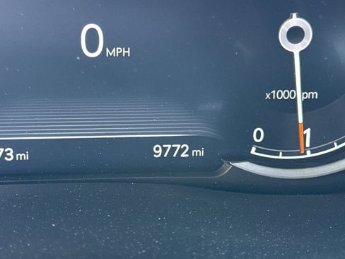 Used 2025 Genesis GV70 2.5T image 26