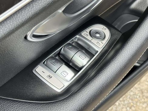 Used 2023 Mercedes-Benz E 350 4MATIC Sedan image 22