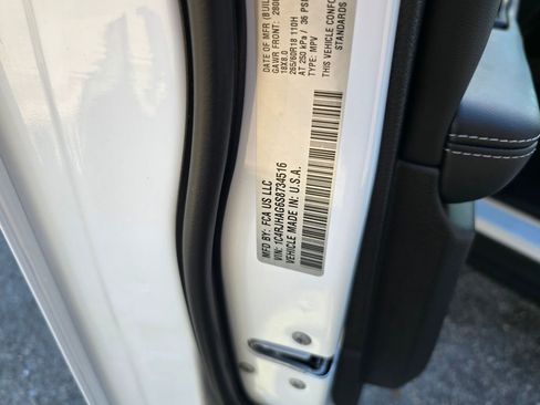 New 2025 Jeep Grand Cherokee Laredo X w/ Luxury Tech Group I image 14