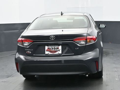 Used 2025 Toyota Corolla LE image 5
