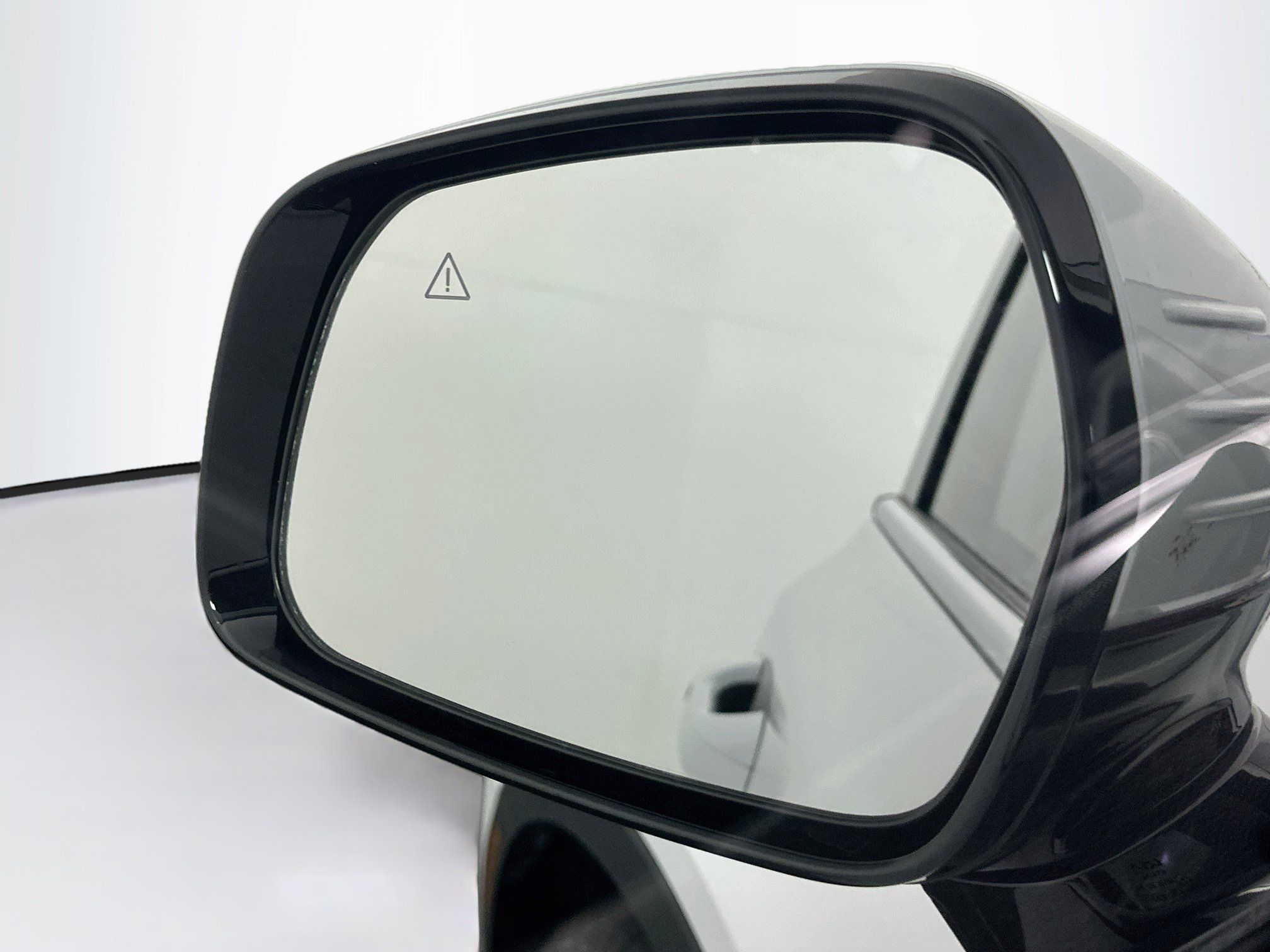 Used 2025 Kia Sorento S w/ Panoramic Sunroof Package FWD image 16