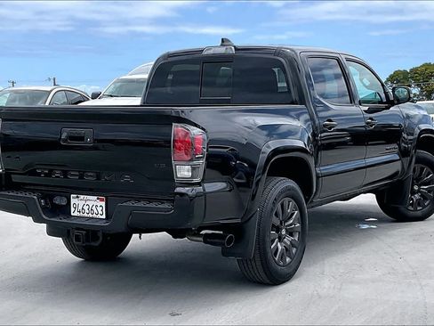 Used 2023 Toyota Tacoma Limited w/ Nightshade Package AWD/4WD image 22