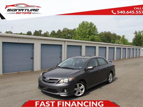 Used 2013 Toyota Corolla S w/ Premium Pkg FWD image 1