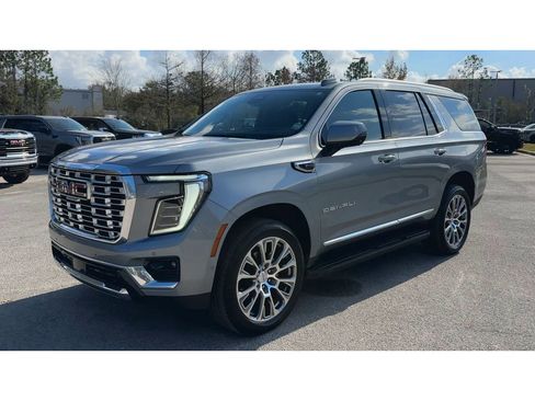 Used 2025 GMC Yukon Denali image 4