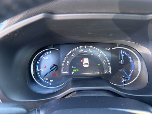 Used 2022 Toyota RAV4 XSE AWD/4WD image 22