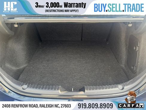 Used 2018 MAZDA MAZDA3 Touring FWD image 18