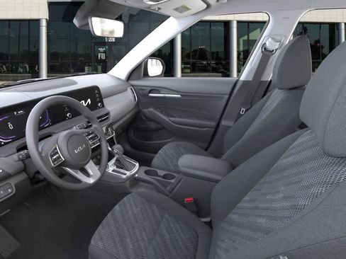 New 2026 Kia Seltos LX image 17