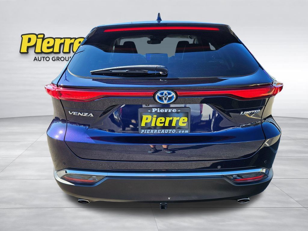Used 2023 Toyota Venza Limited AWD/4WD image 4