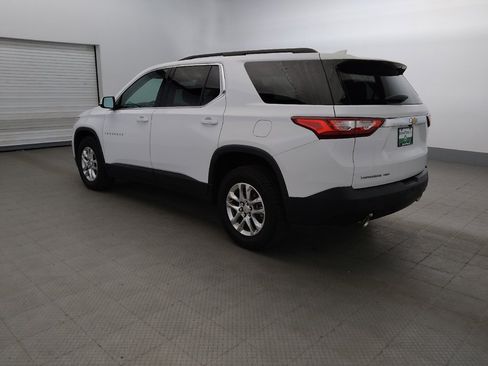 Used 2020 Chevrolet Traverse LT w/ Driver Confidence II Package AWD/4WD image 3