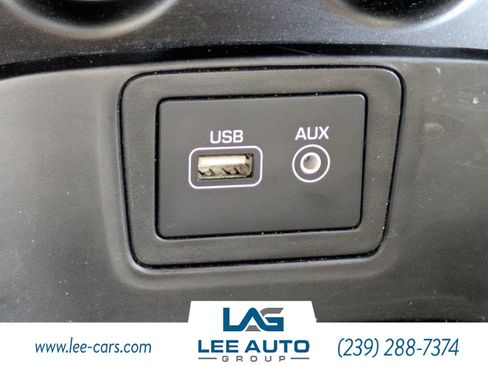 Used 2018 Hyundai Santa Fe Sport w/ 2.4L Value Package 02 image 25