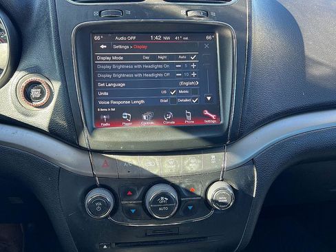 Used 2019 Dodge Journey Crossroad image 21