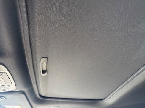 Used 2024 Toyota Sienna Platinum image 18